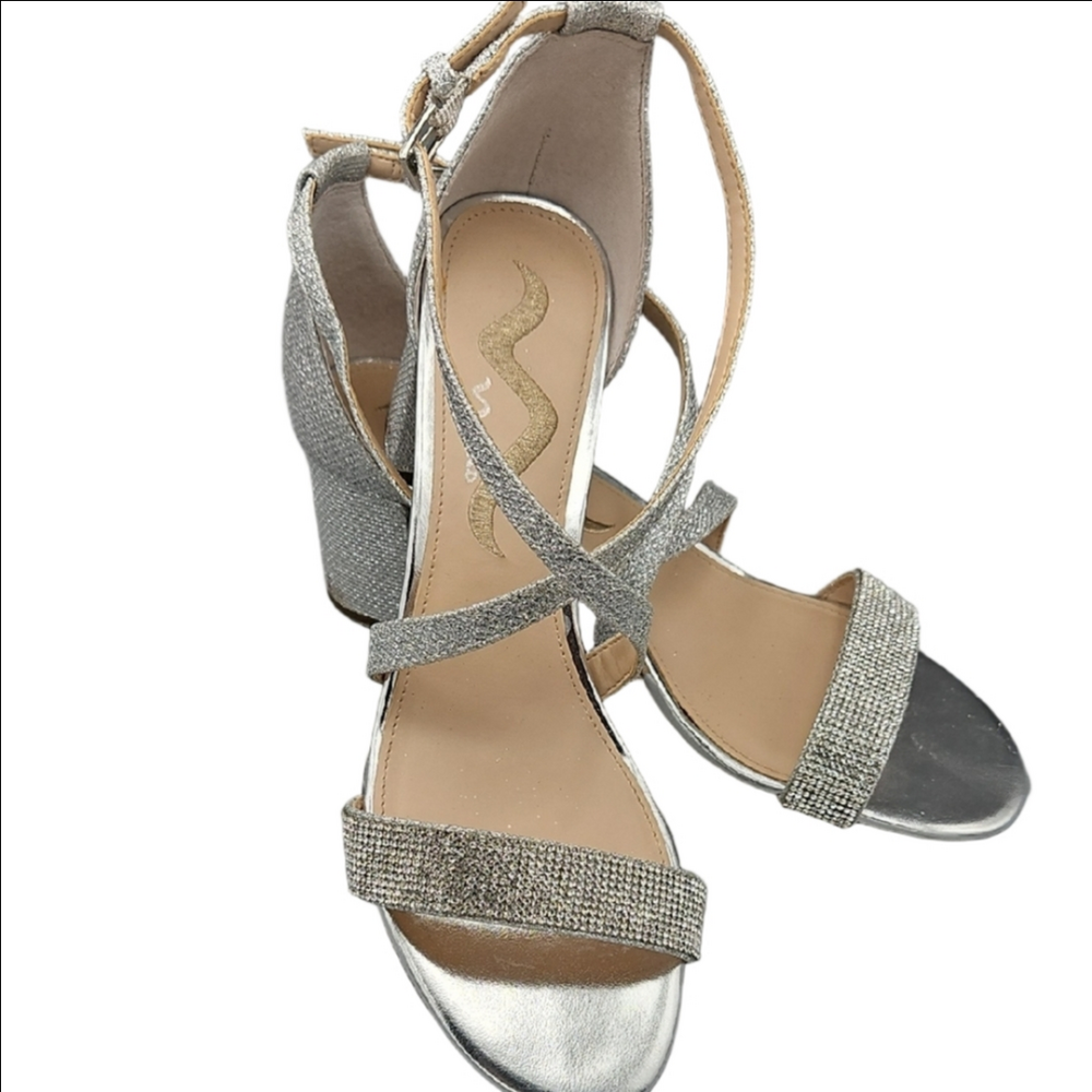 Nina Silver Strappy Heels Size 8